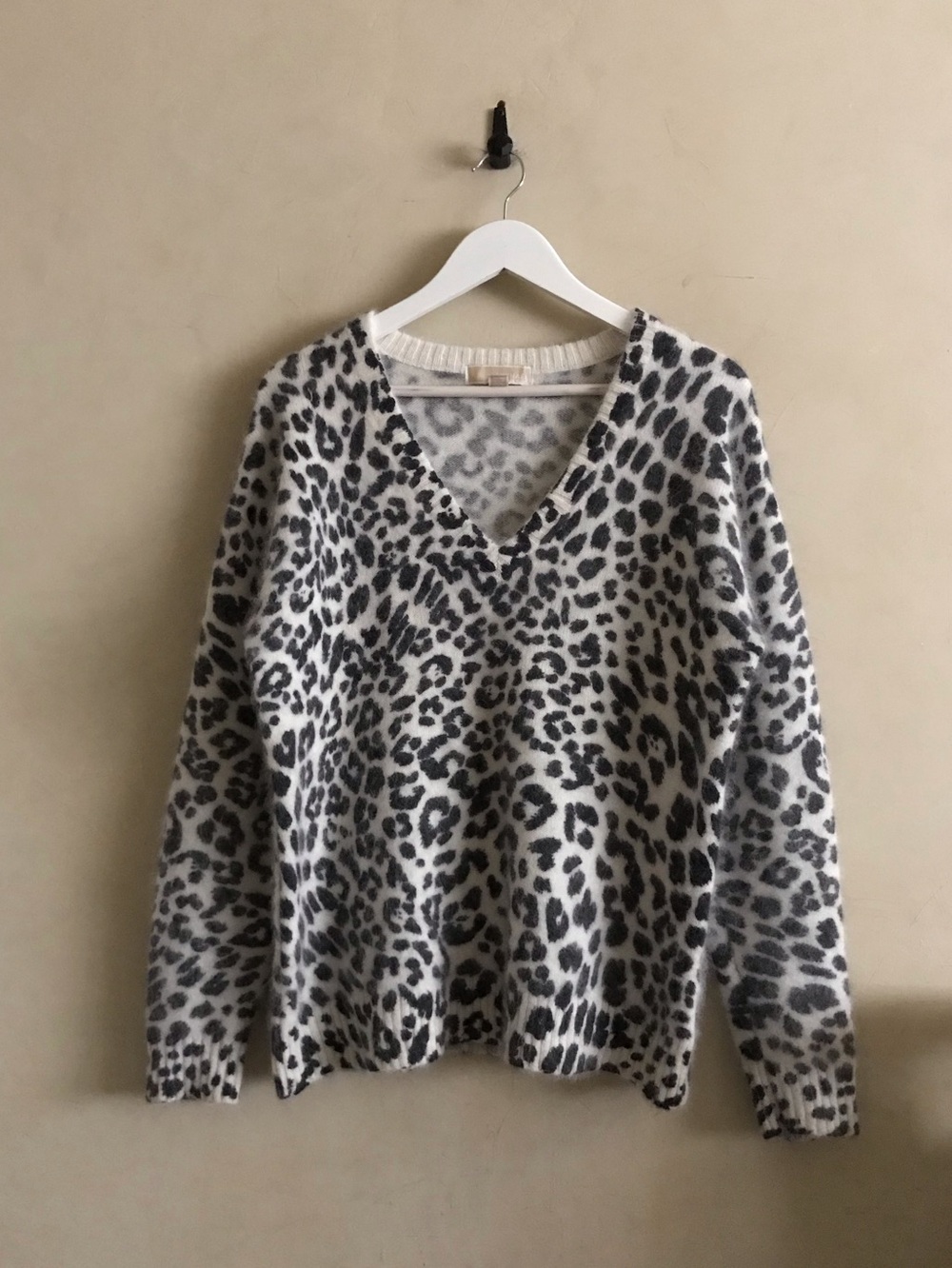 Michael Kors White and Gray Leopard Angora Sweater